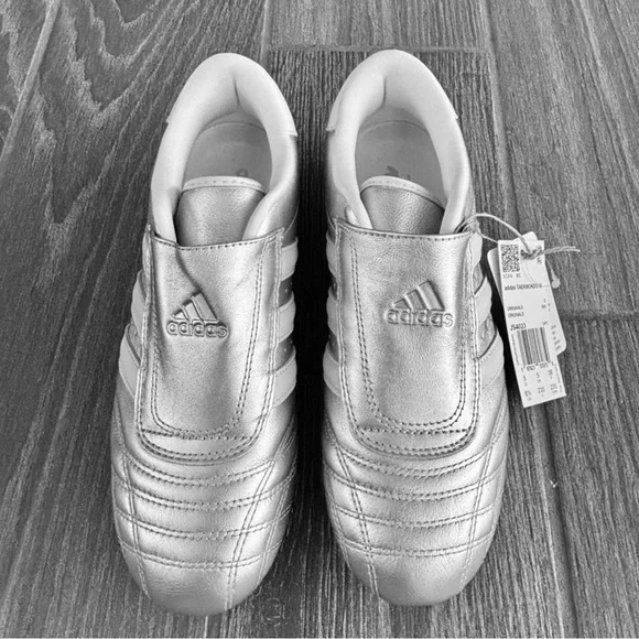 Adidas Taekwondo Metallic Silver with Ivory Stripes Athletic Shoes size 6.5 - Picture 2 of 15